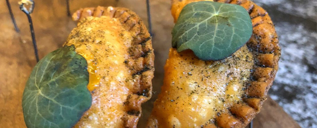 Empanadillas de kimchee con Le Gruyère AOP Reserva, de Rodrigo de la Calle Empanadillas de kimchee con Le Gruyère AOP Reserva, de Rodrigo de la Calle