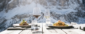Imagen de A taste for skiing, chefs con estrella Michelin y esquí en los Dolomitas 